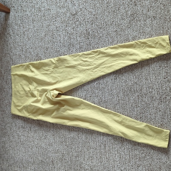 Girlfriend Collective Set - Picture 3 of 8